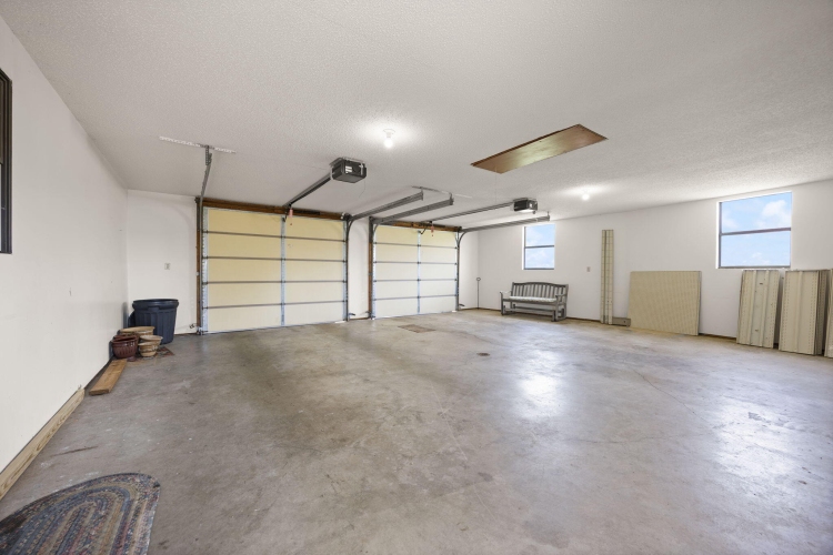 Listing Image 37