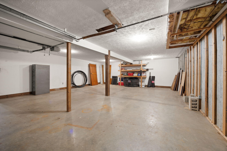 Listing Image 60