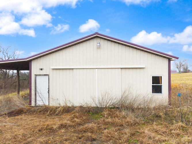 Listing Image 16