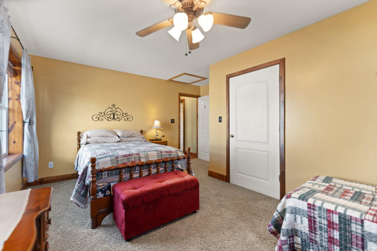 Listing Image 55