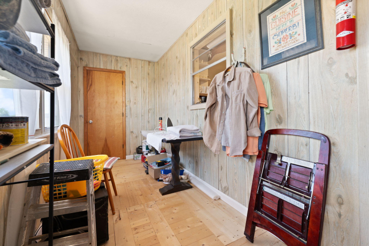 Listing Image 30