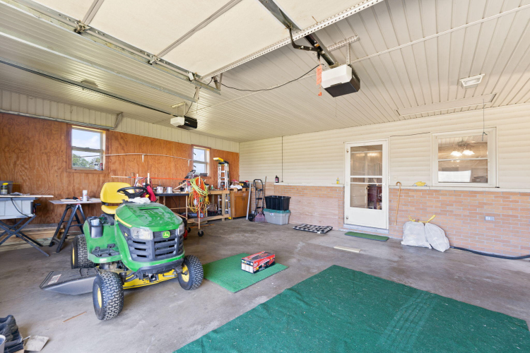 Listing Image 50