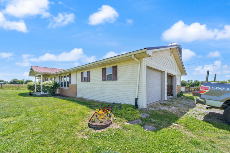 Listing Image 56
