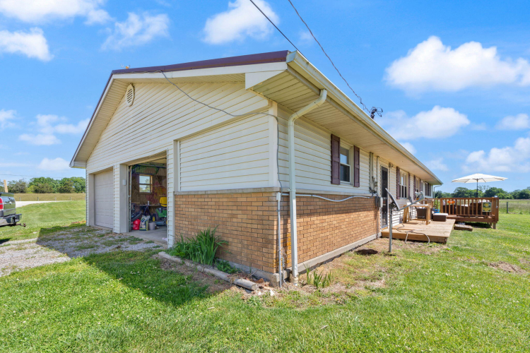 Listing Image 64