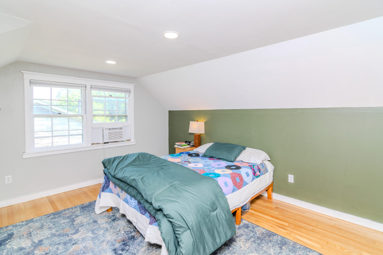 Listing Image 33