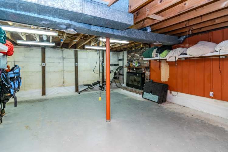 Listing Image 42