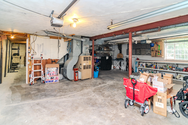 Listing Image 44