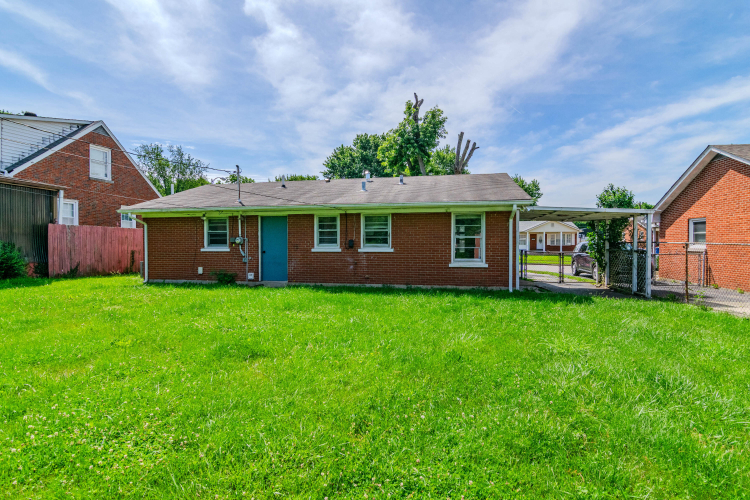 Listing Image 6