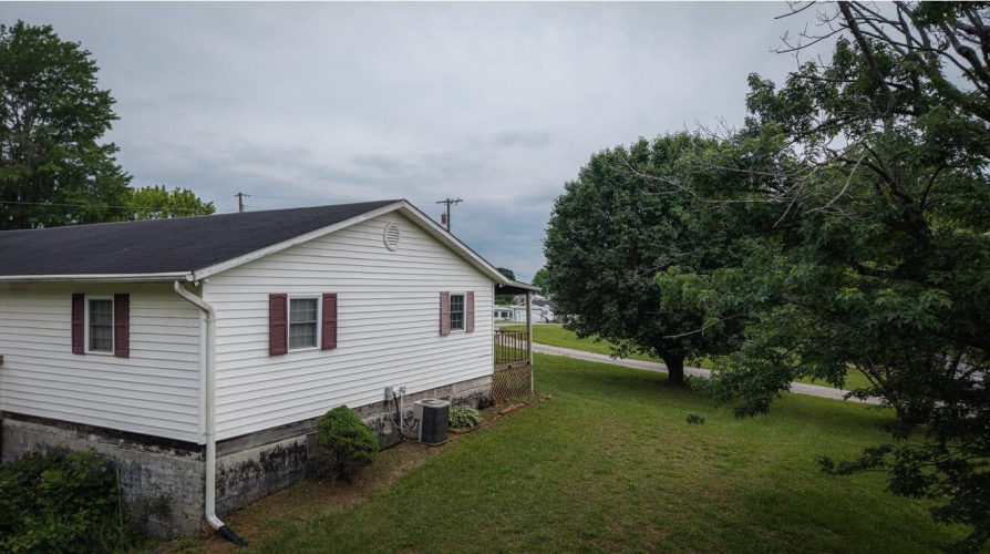 Listing Image 35