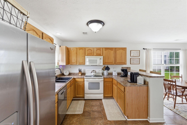 Listing Image 20