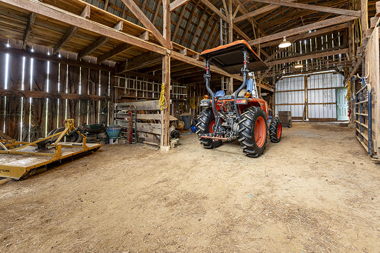 Listing Image 32