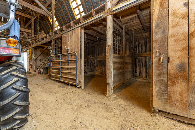 Listing Image 33