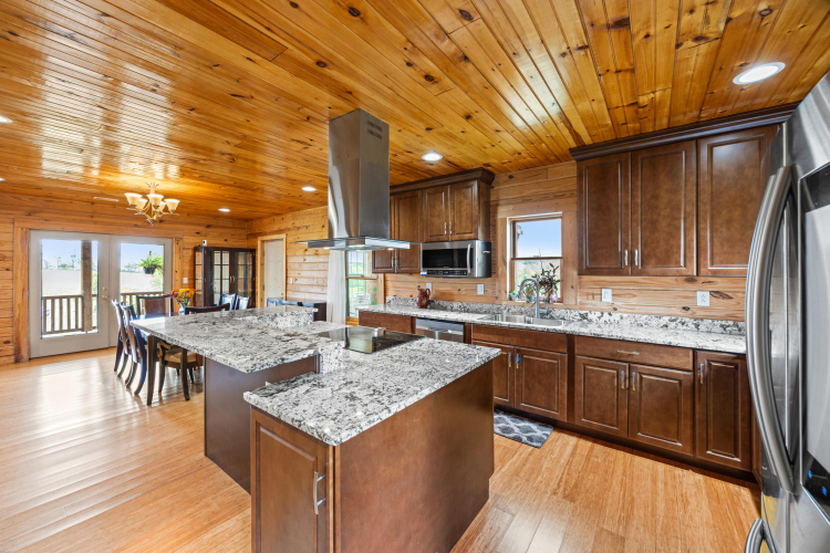 Listing Image 12