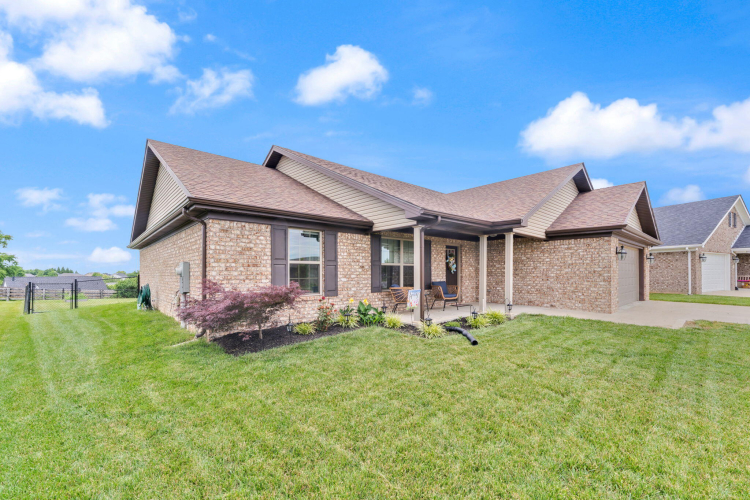Listing Image 52