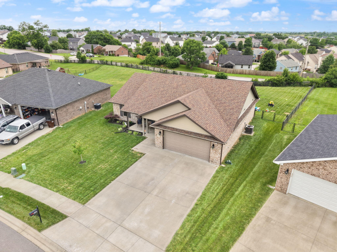 Listing Image 81