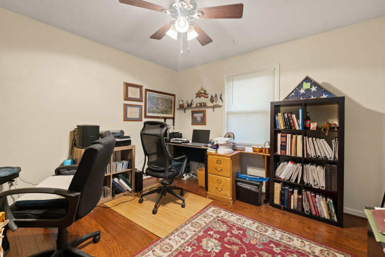 Listing Image 45