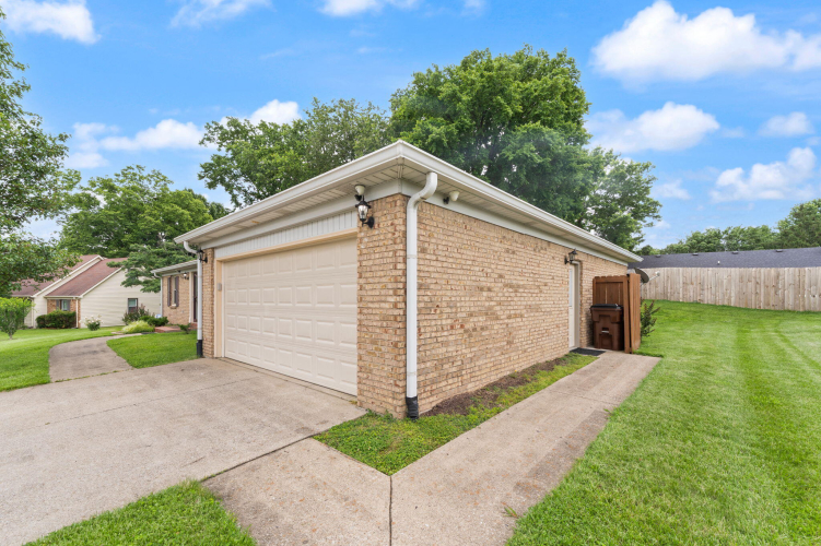 Listing Image 60