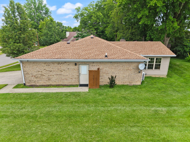 Listing Image 77