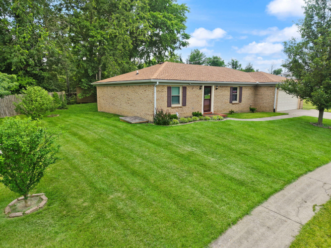 Listing Image 90