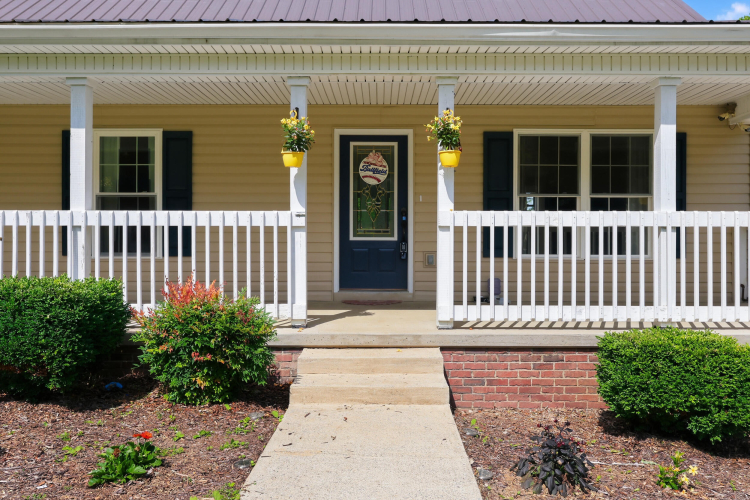 Listing Image 3