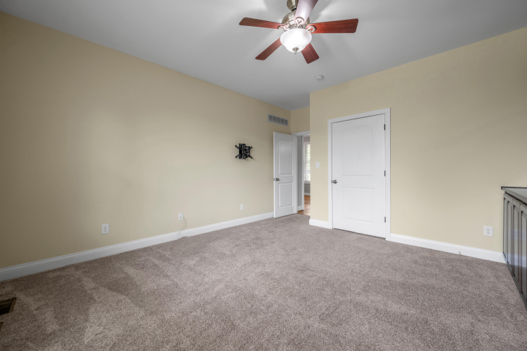 Listing Image 47