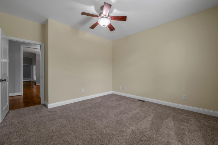Listing Image 50