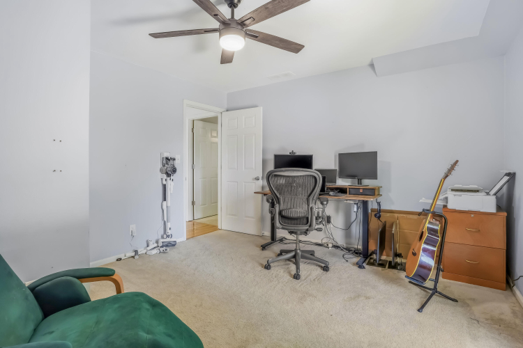 Listing Image 41