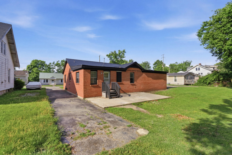 Listing Image 37