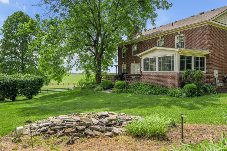 Listing Image 46
