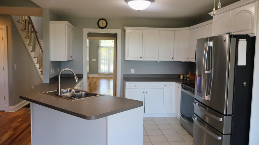 Listing Image 13