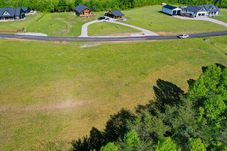 Listing Image 16