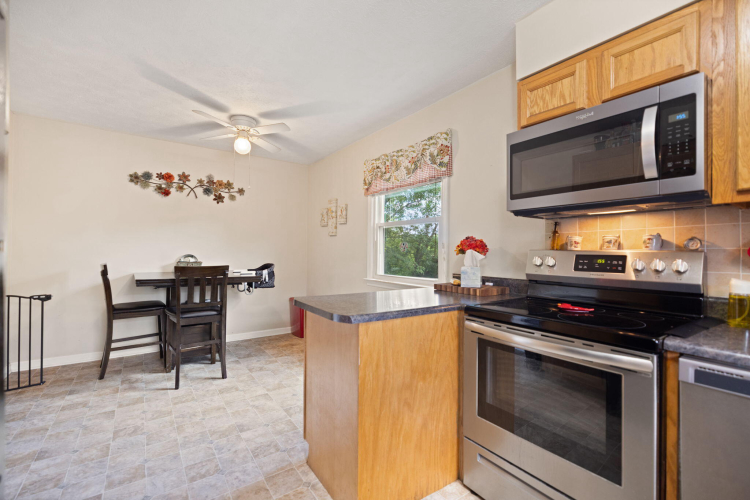 Listing Image 13