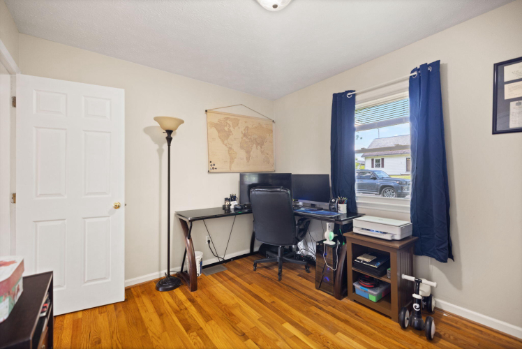 Listing Image 20