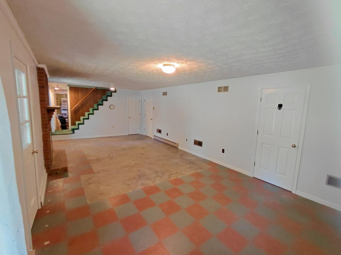 Listing Image 41