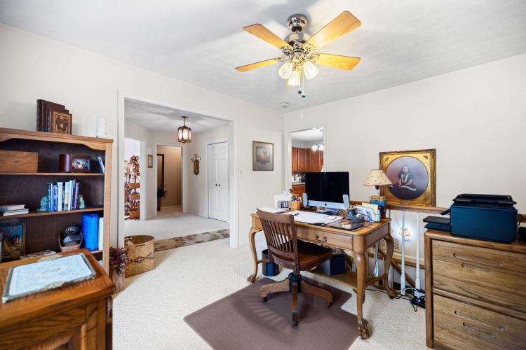 Listing Image 13