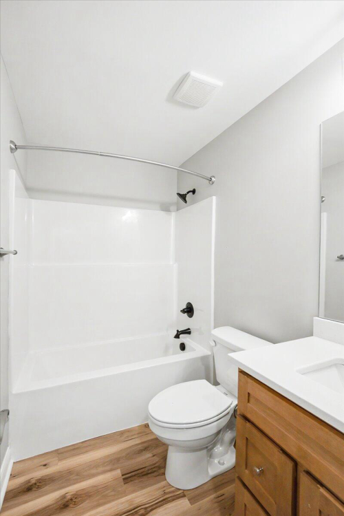 Listing Image 17