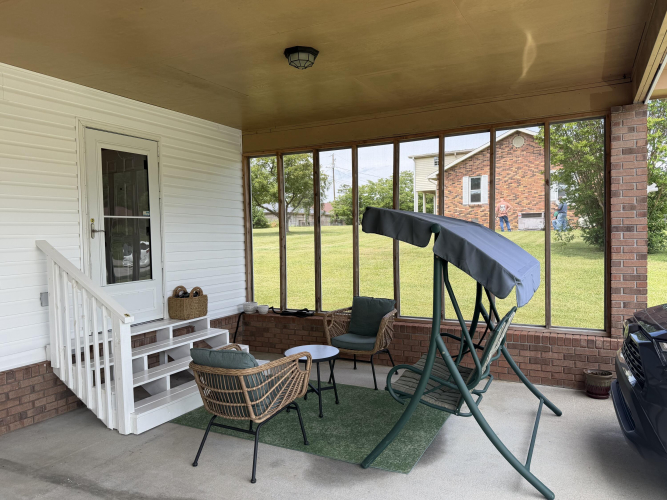 Listing Image 18
