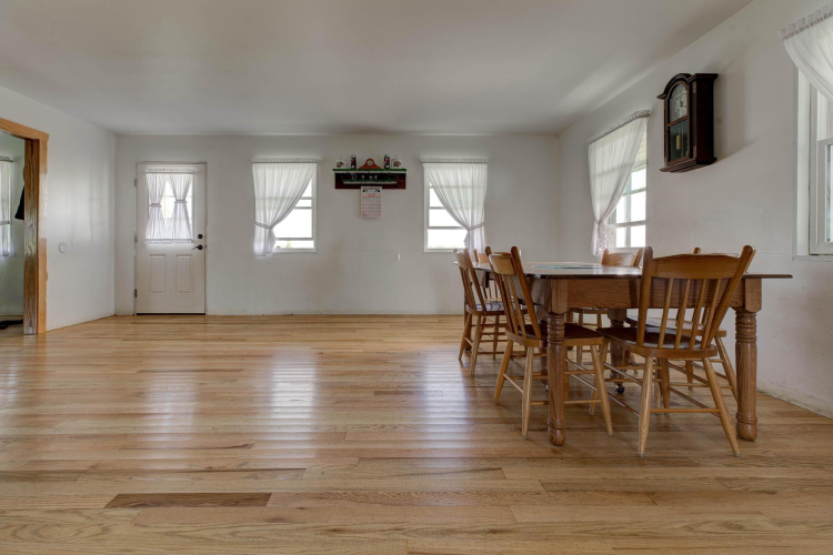 Listing Image 13