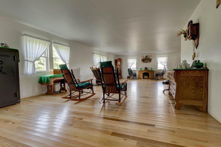 Listing Image 20