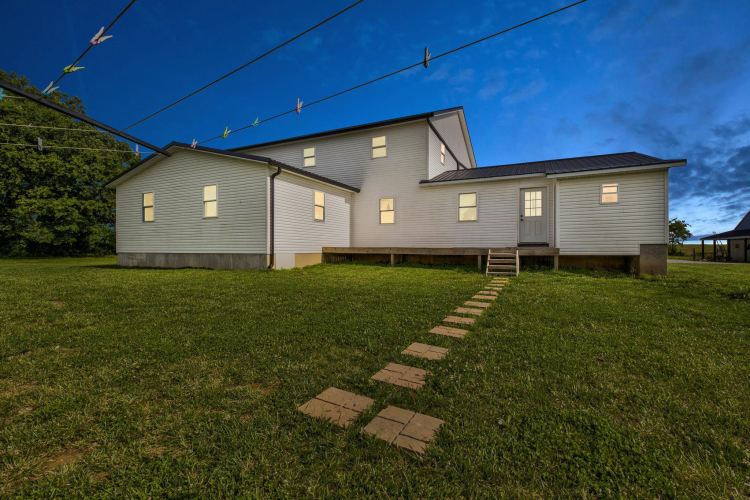 Listing Image 38