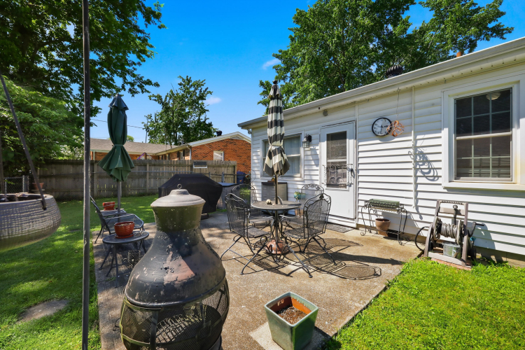 Listing Image 19