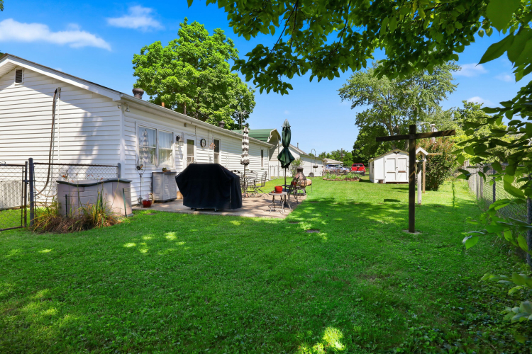 Listing Image 20