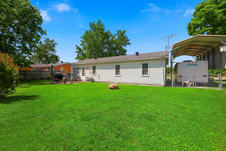 Listing Image 23