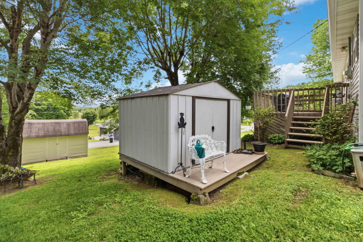 Listing Image 10