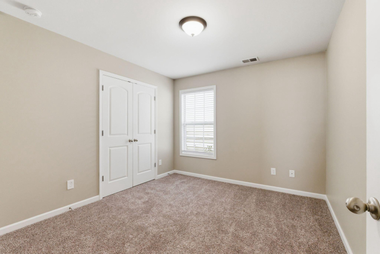 Listing Image 27
