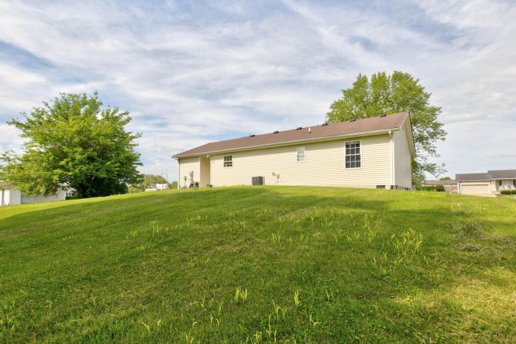 Listing Image 20