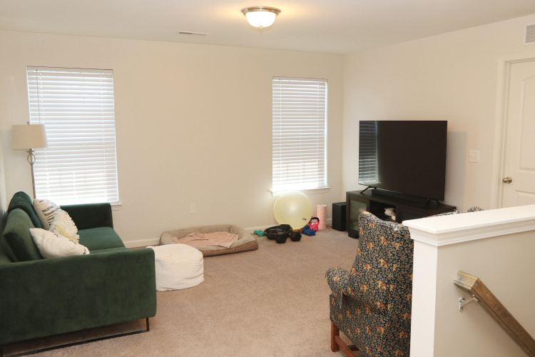 Listing Image 25