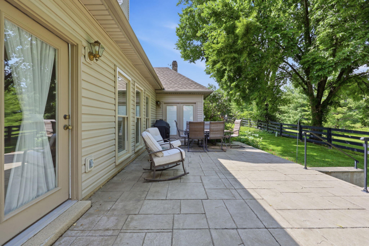 Listing Image 50