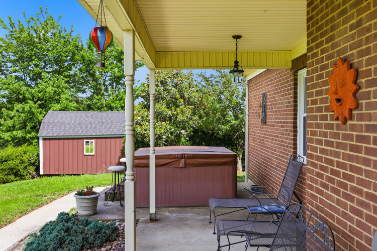 Listing Image 53