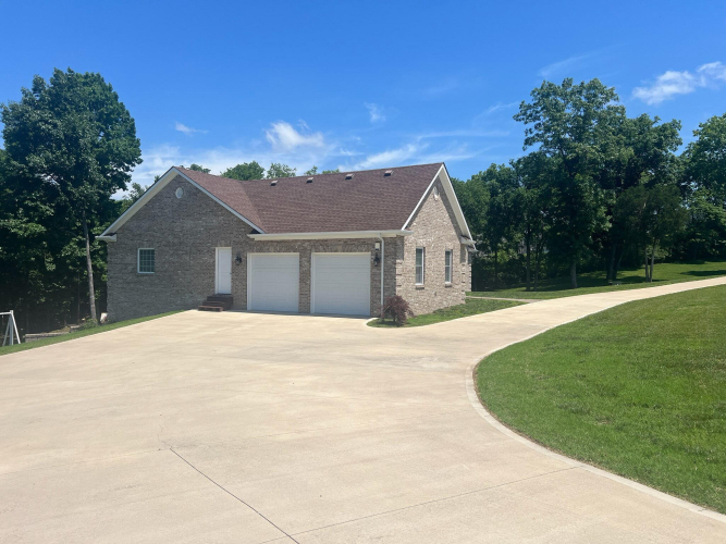 Listing Image 28
